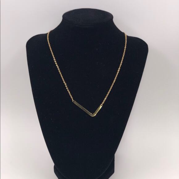 Gold L Initial Women Necklace - Picture 1 of 2